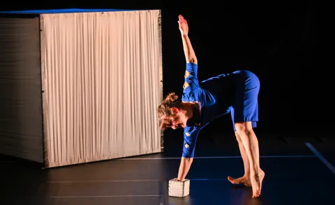 Carrément-cube, Cie-Hanoumat